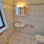 Adebar 3 Apartment